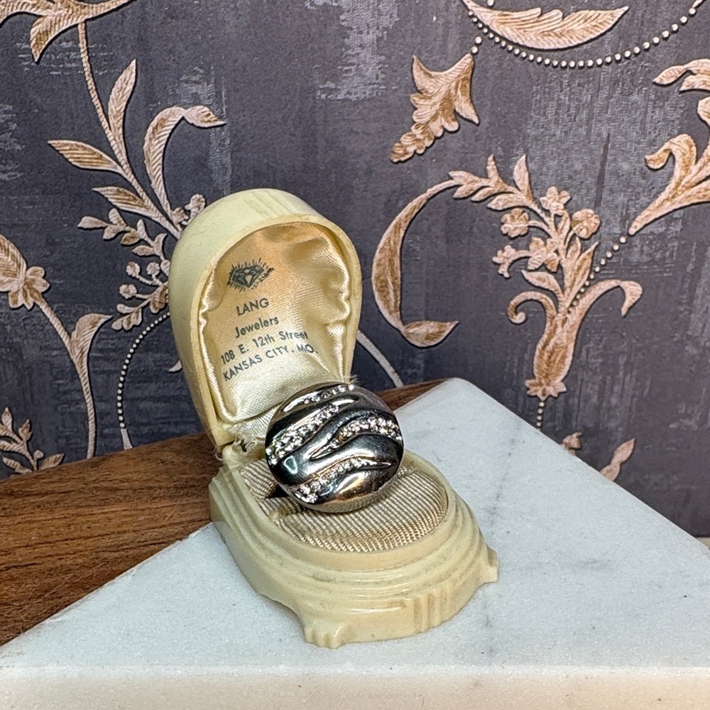 Vintage Heavy Estate Silver Ring with Gemstone Lot D25